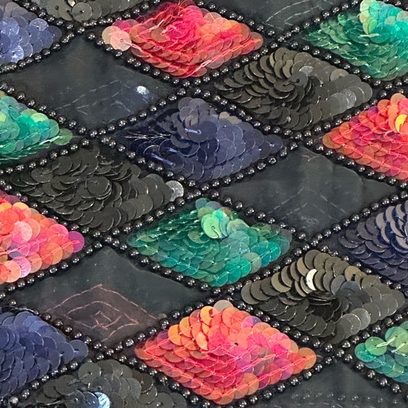 🌟HP🌟VTG 1996 Liz Claiborne Black Micro Bead & Harlequin Pattern Sequin Scarf - Picture 6 of 9